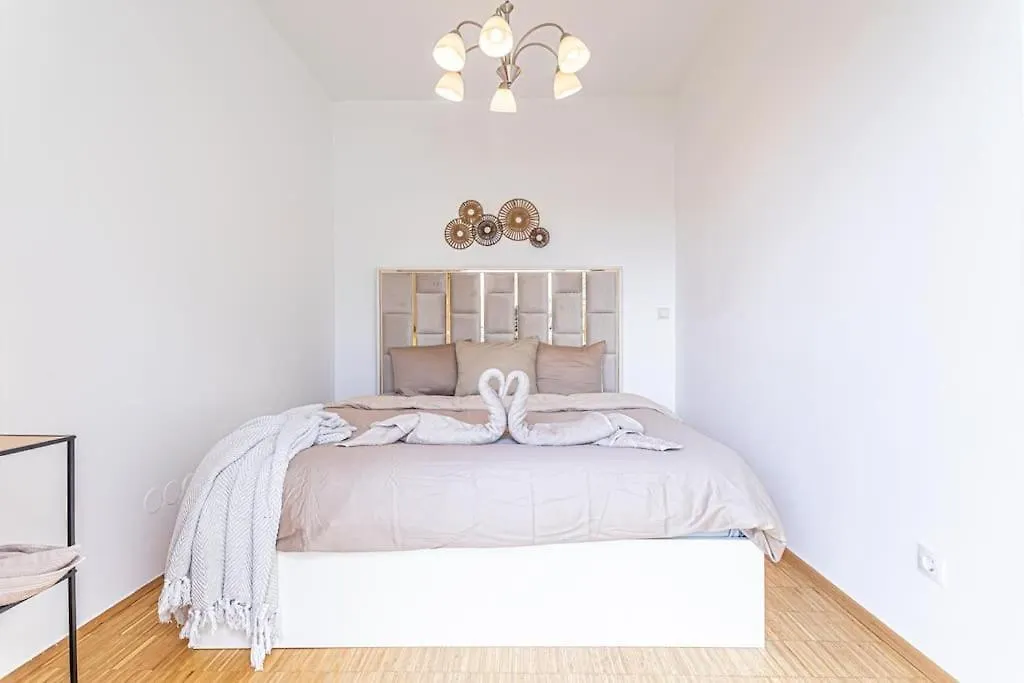 Διαμέρισμα Super Luxury Apt, Only 12Min To Ferris Wheel Βιέννη