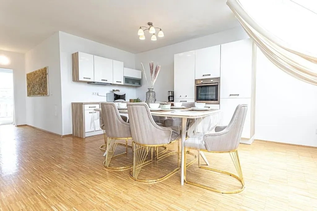 Super Luxury Apt, Only 12Min To Ferris Wheel Vídeň Apartmán