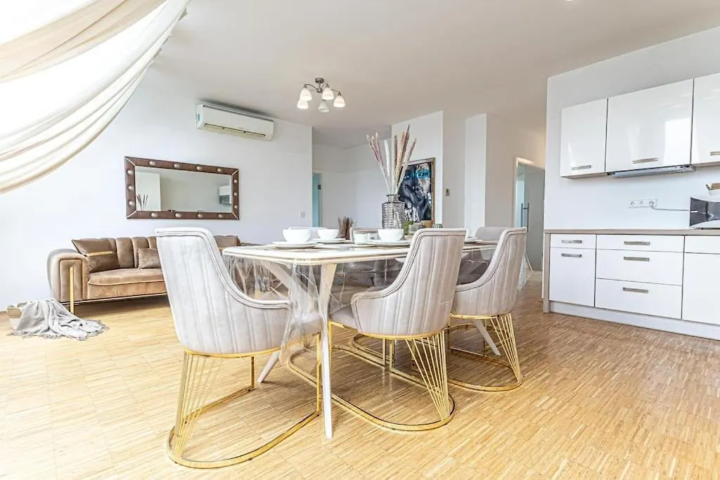 Apartmán Super Luxury Apt, Only 12Min To Ferris Wheel Vídeň Rakousko