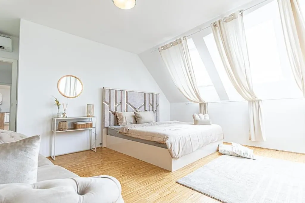 Super Luxury Apt, Only 12Min To Ferris Wheel location